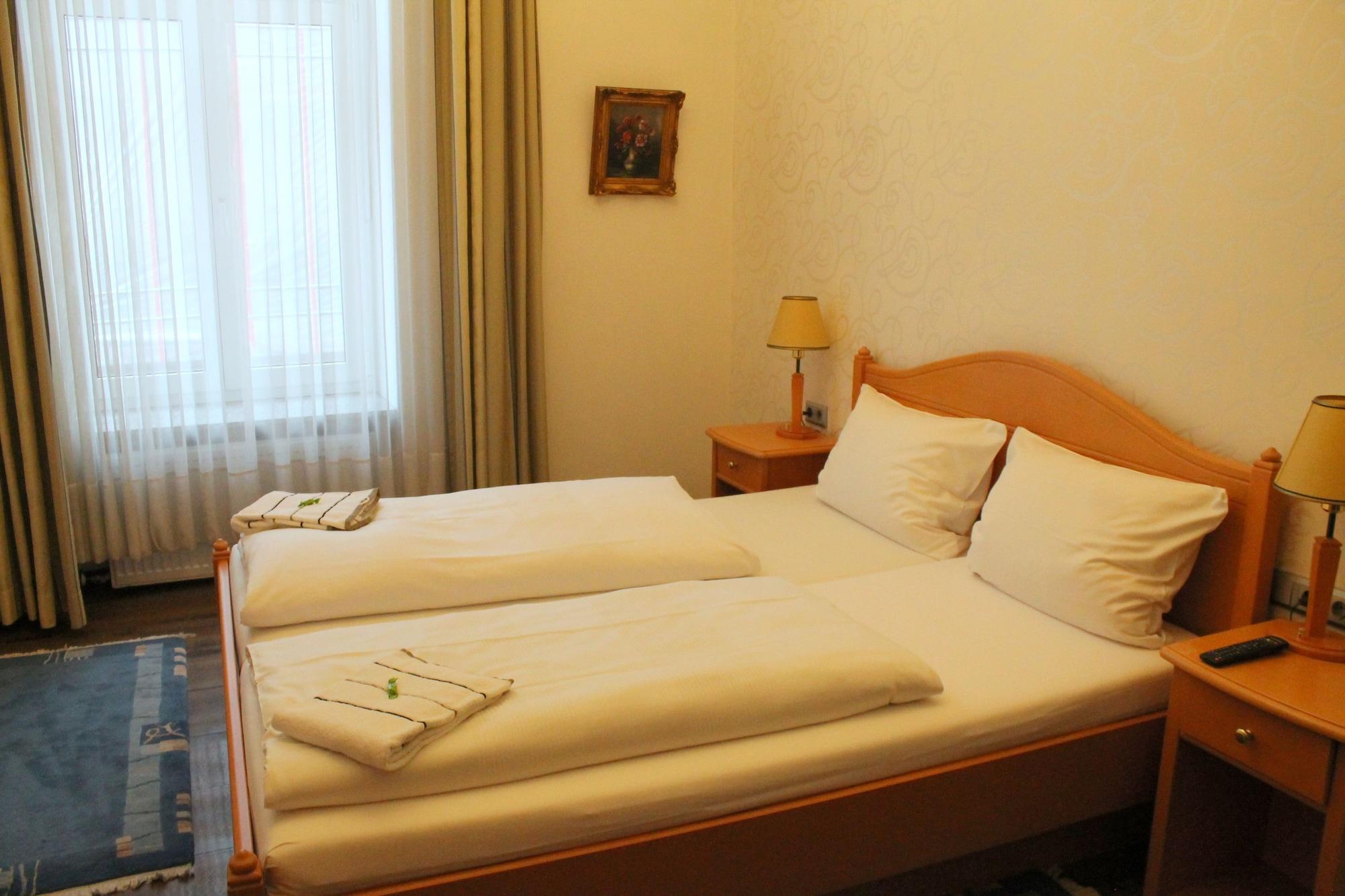 Hotel Weidenhof Dusseldorf Luaran gambar