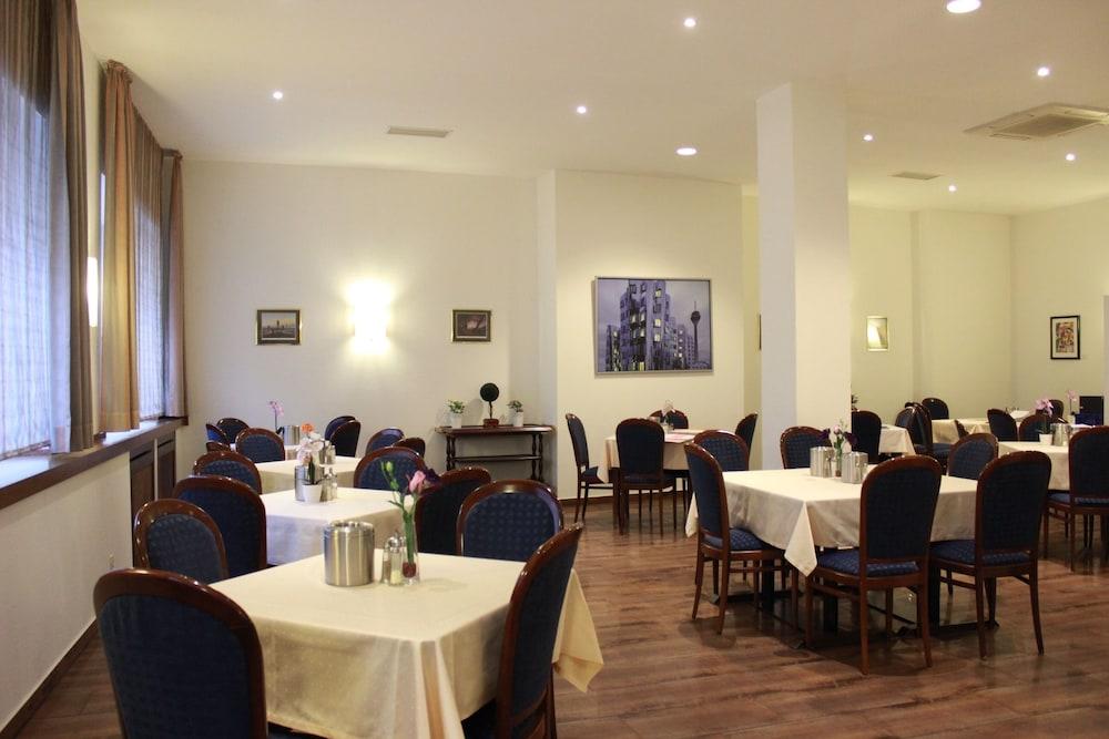 Hotel Weidenhof Dusseldorf Luaran gambar