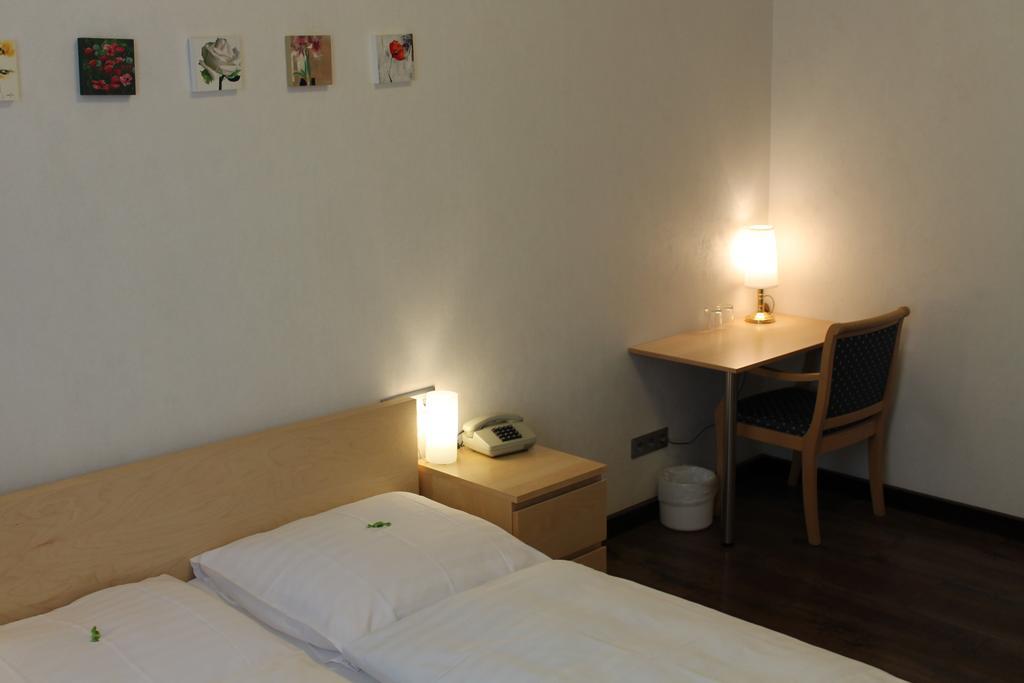 Hotel Weidenhof Dusseldorf Luaran gambar