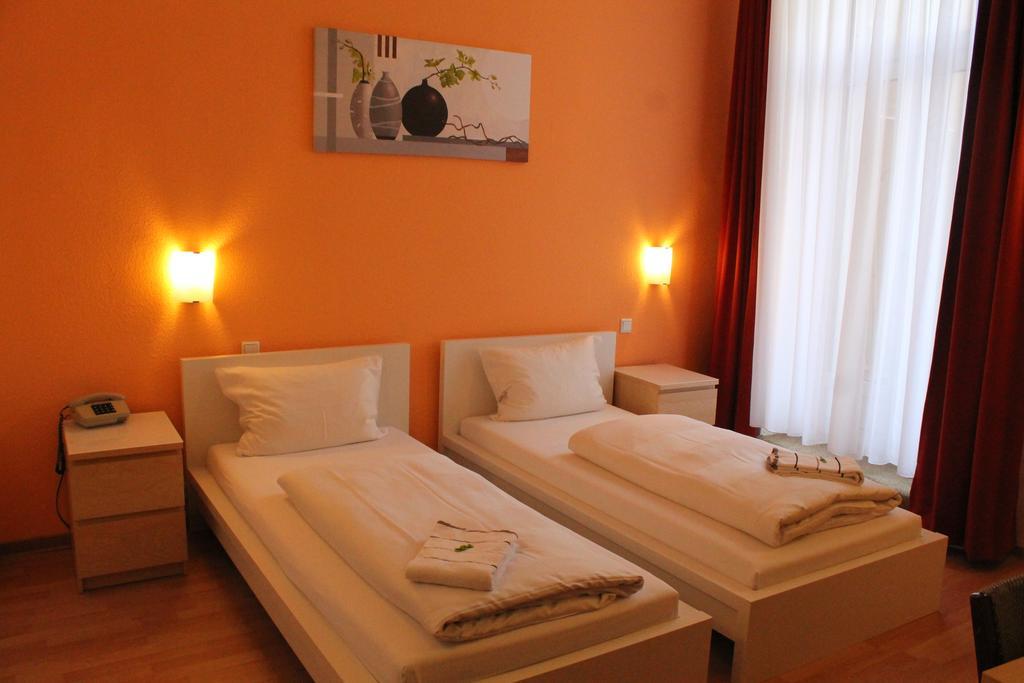 Hotel Weidenhof Dusseldorf Luaran gambar