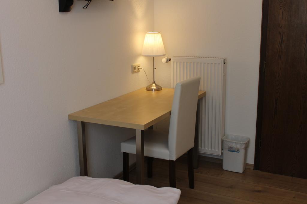 Hotel Weidenhof Dusseldorf Bilik gambar