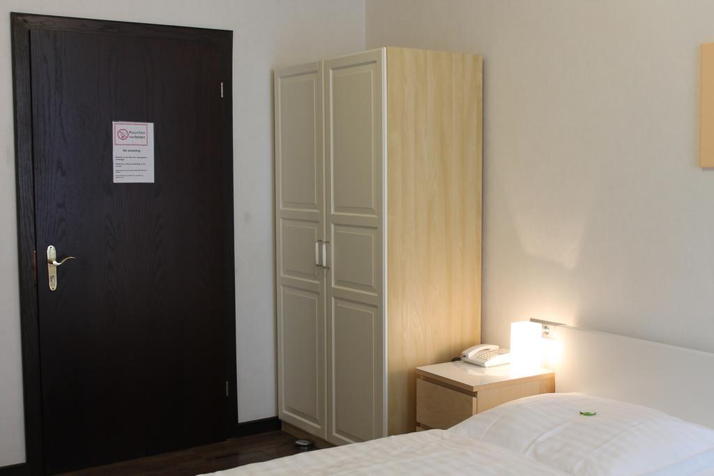 Hotel Weidenhof Dusseldorf Luaran gambar