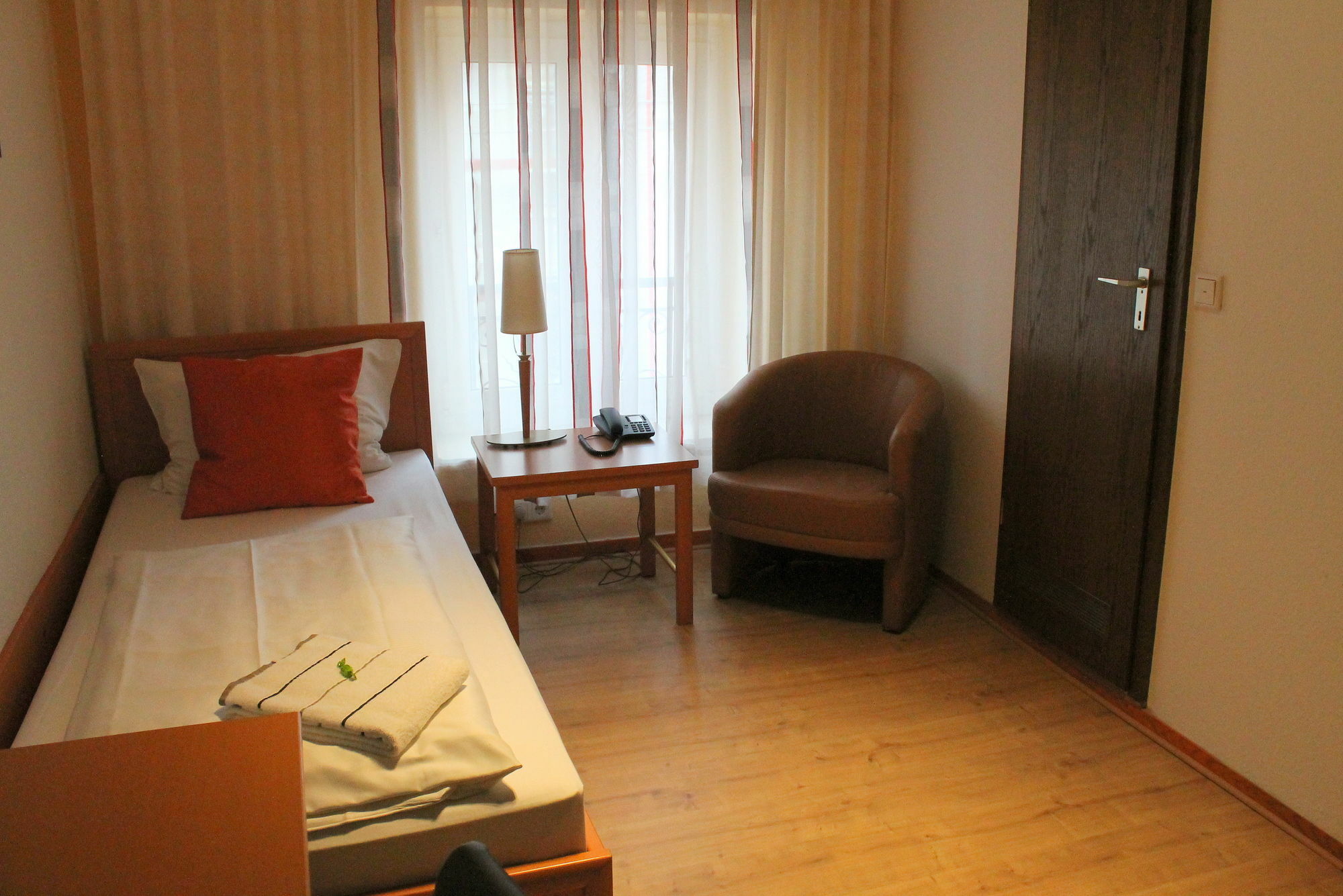 Hotel Weidenhof Dusseldorf Luaran gambar